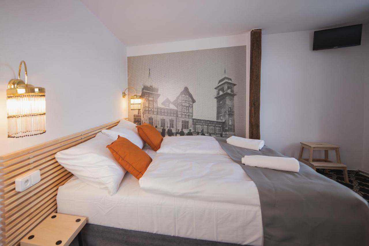 Hotel Petrin Jablonec nad Nisou Exterior photo